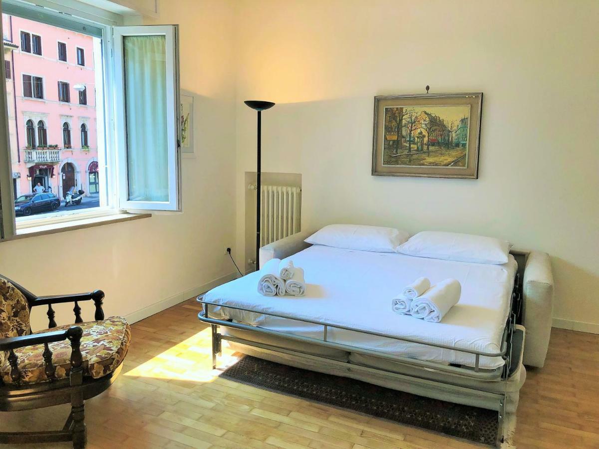 Appartamento Portapalio40 Con Parcheggio Verona Exteriér fotografie