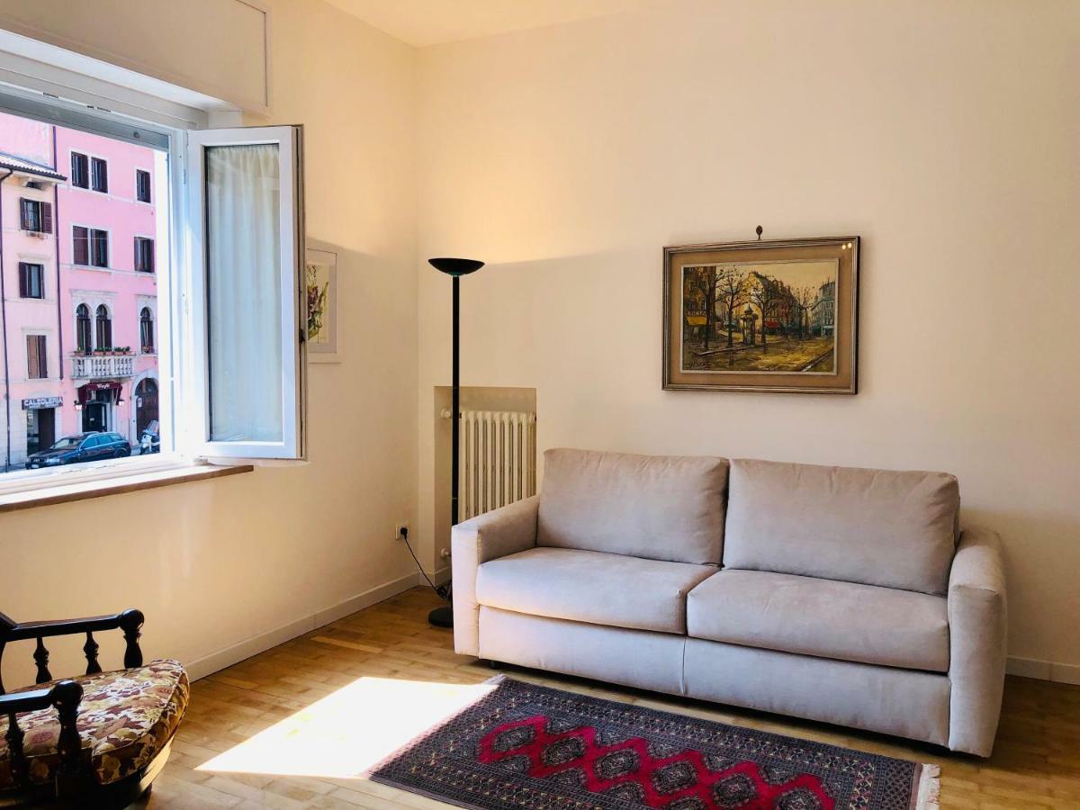 Appartamento Portapalio40 Con Parcheggio Verona Exteriér fotografie